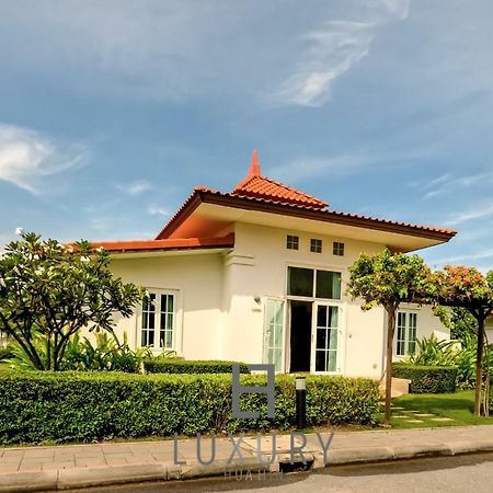 Bali Style 2 Bedroom Villa With Pool - B99 ホアヒン郡 エクステリア 写真