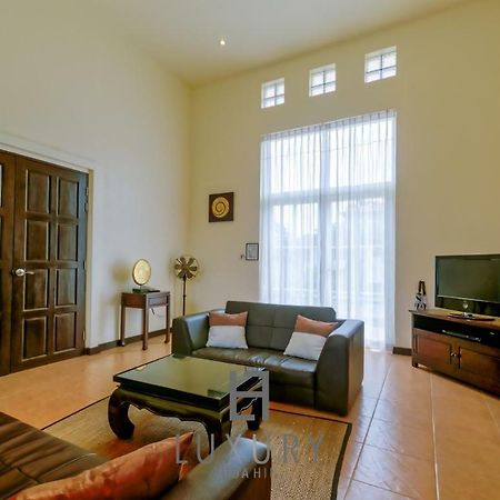 Bali Style 2 Bedroom Villa With Pool - B99 ホアヒン郡 エクステリア 写真