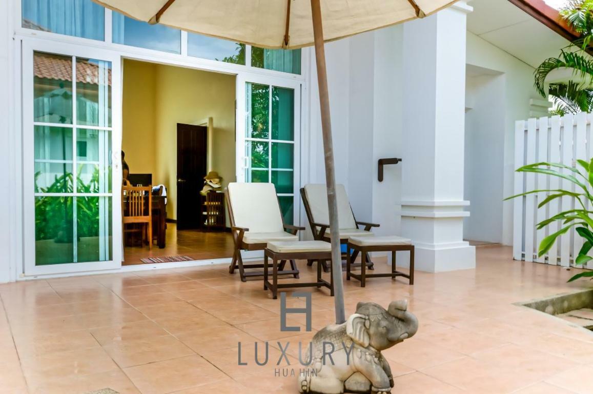 Bali Style 2 Bedroom Villa With Pool - B99 ホアヒン郡 エクステリア 写真