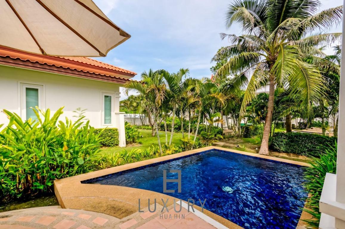 Bali Style 2 Bedroom Villa With Pool - B99 ホアヒン郡 エクステリア 写真